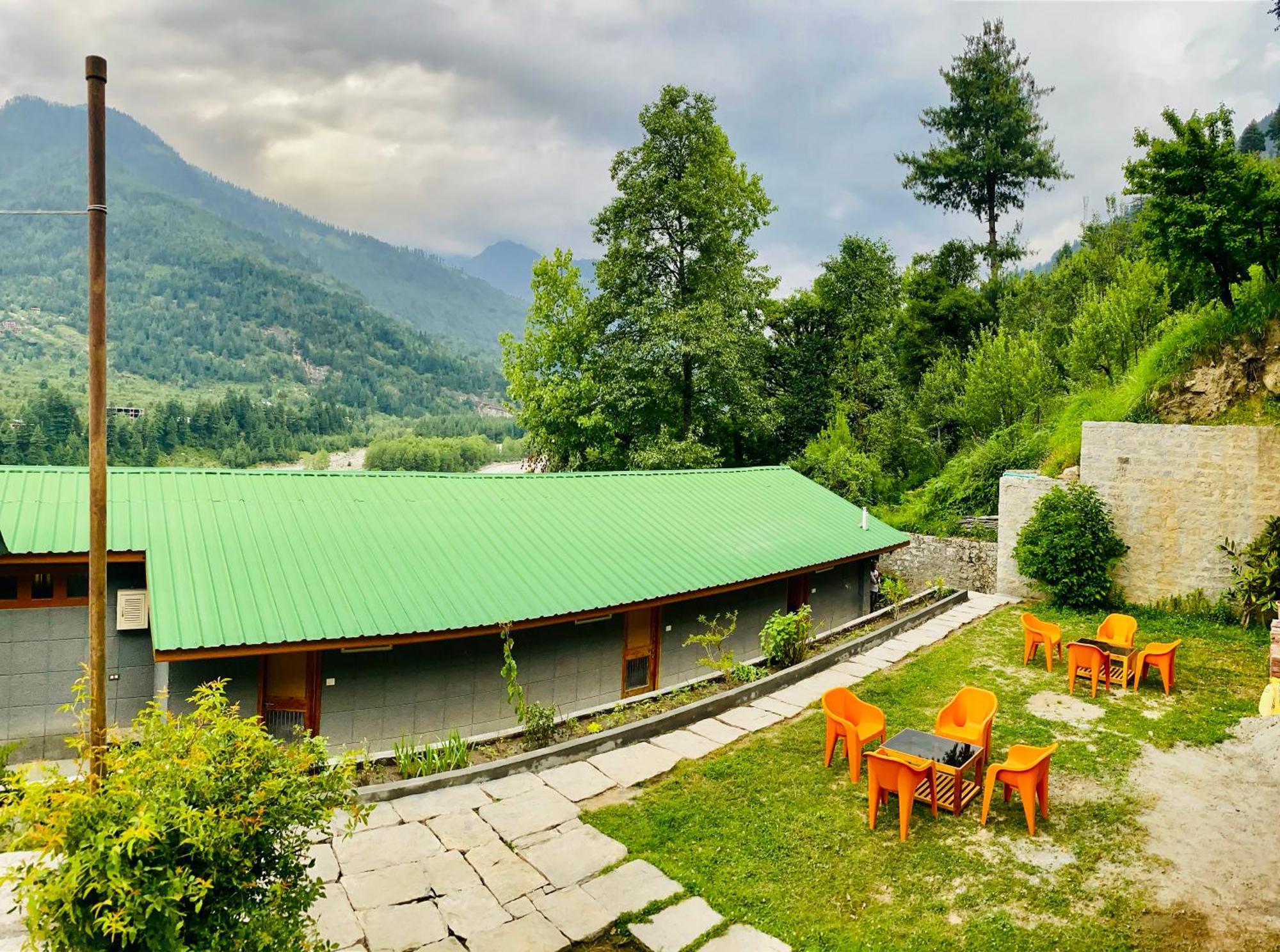 The Hollywood Vibes - #Riverview #Premium Rooms #Prime Location #Most Awarded #Parking #Top Rated #Open Terrace #Best Selling Hotel In Manali Bagian luar foto