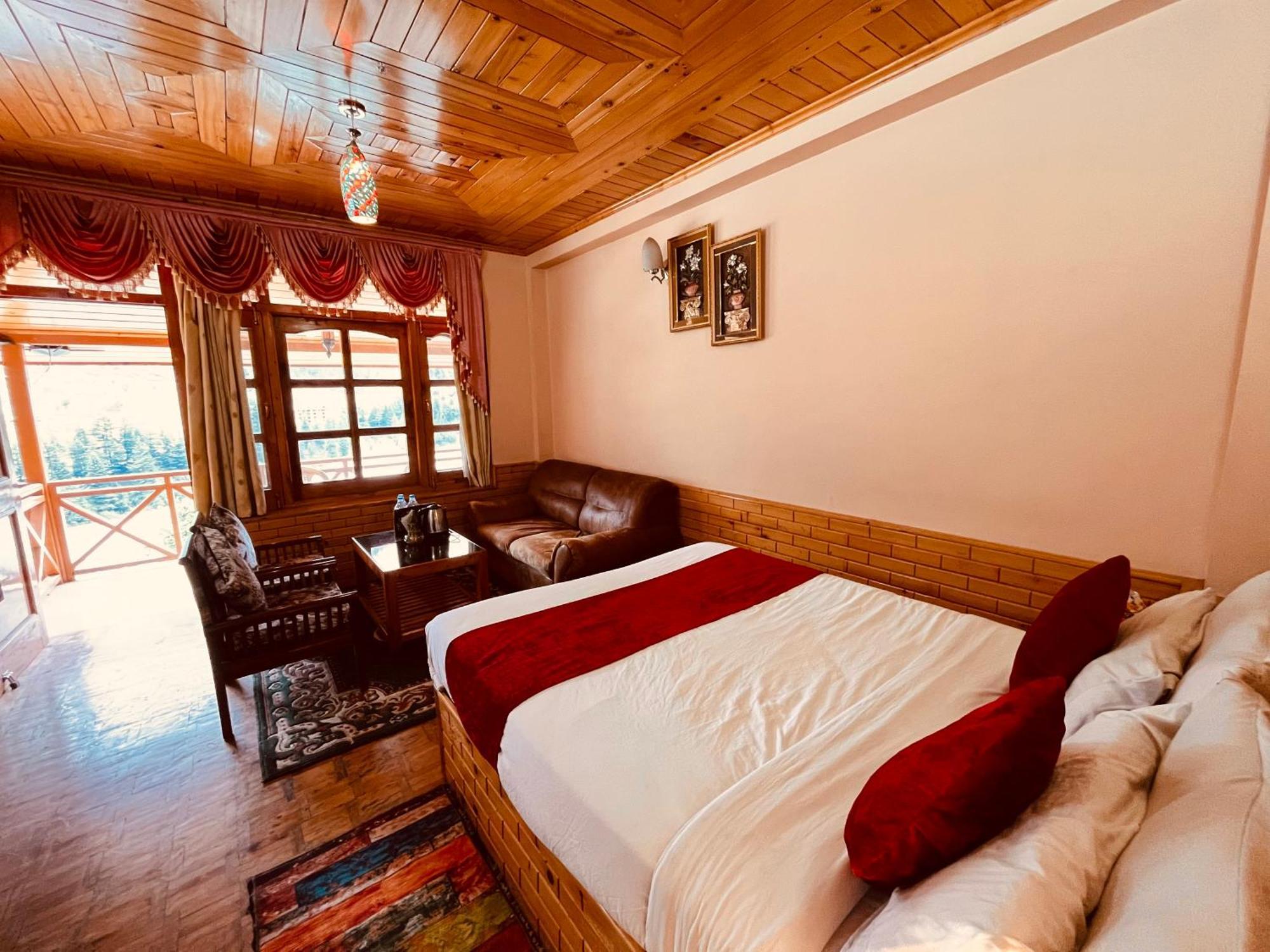 The Hollywood Vibes - #Riverview #Premium Rooms #Prime Location #Most Awarded #Parking #Top Rated #Open Terrace #Best Selling Hotel In Manali Bagian luar foto
