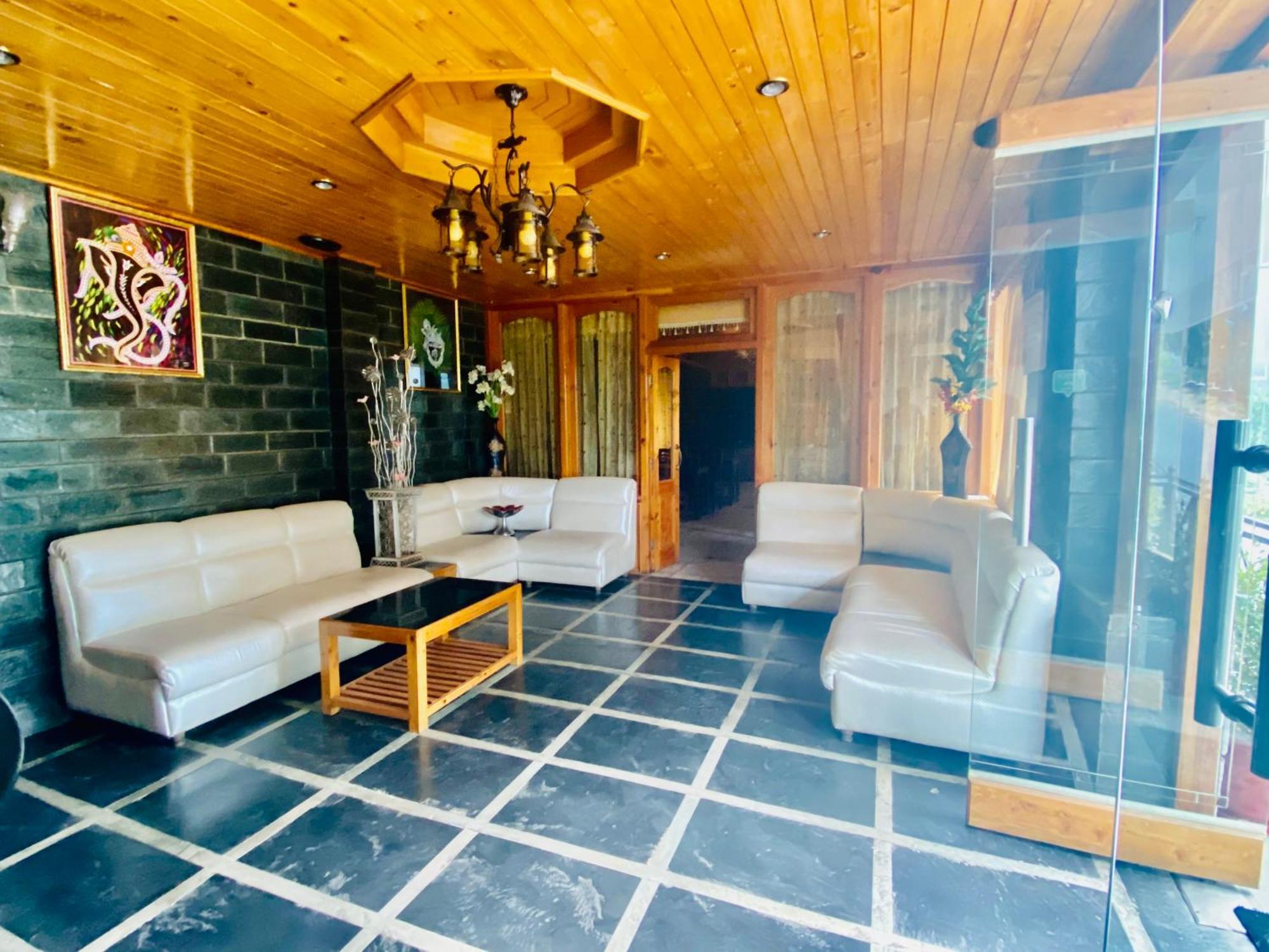 The Hollywood Vibes - #Riverview #Premium Rooms #Prime Location #Most Awarded #Parking #Top Rated #Open Terrace #Best Selling Hotel In Manali Bagian luar foto